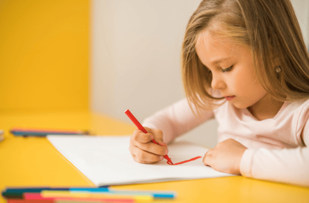 Aider un enfant agité à retrouver de la concentration